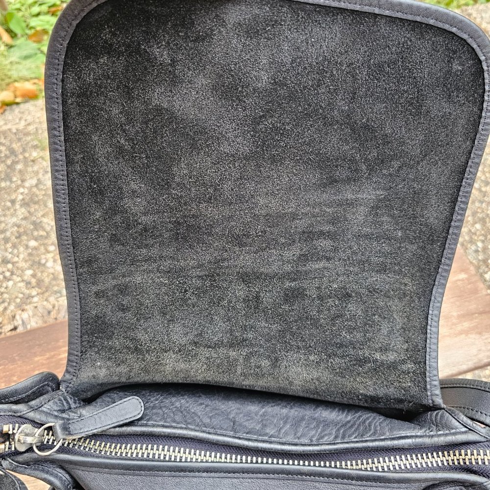 VINTAGE COACH Patricia Legacy Flap Black Leather Crossbody Bag #9951 - Picture 14 of 16